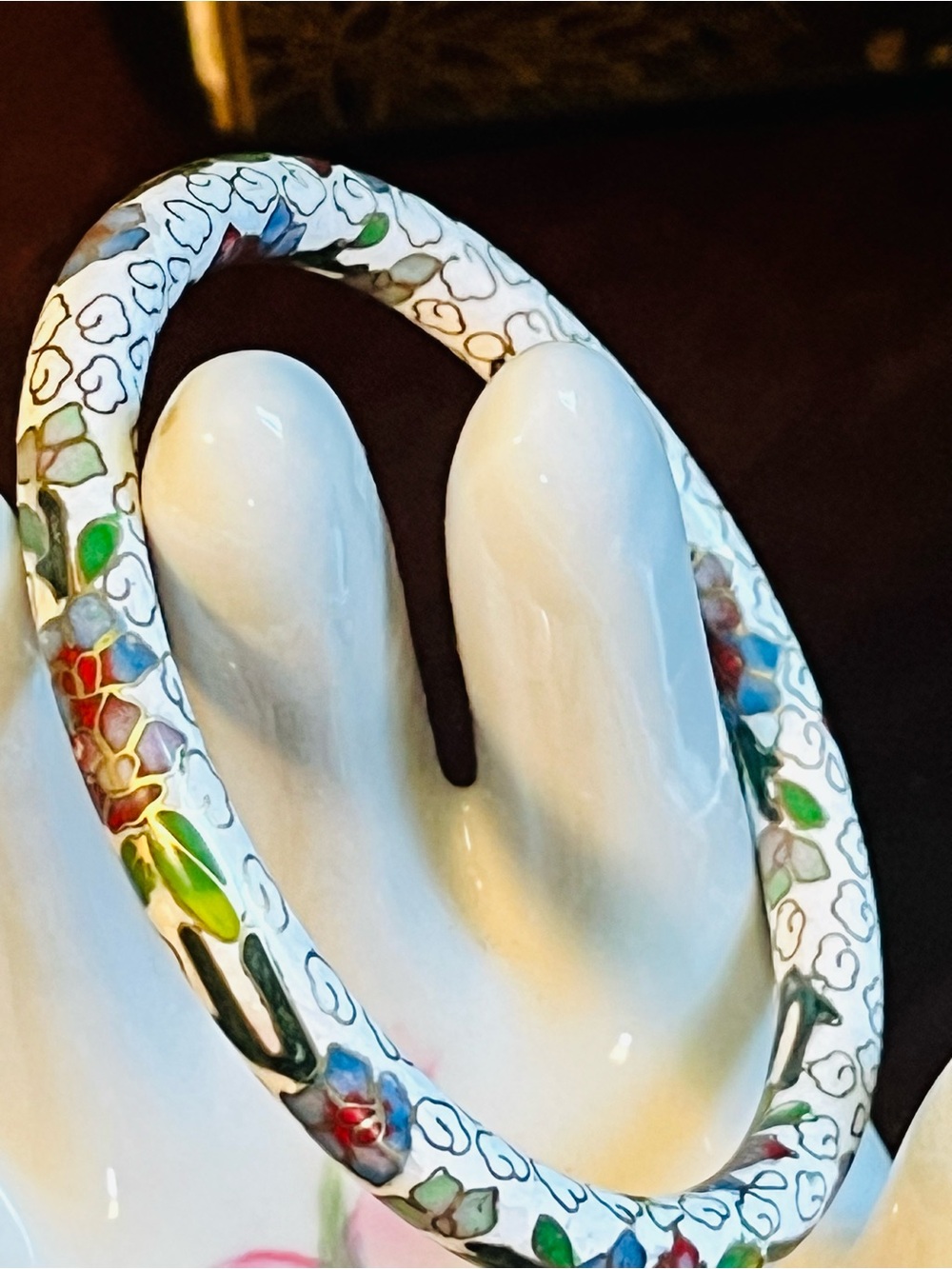 Cloisonné White Bangle Bracelet Chinese Vintage